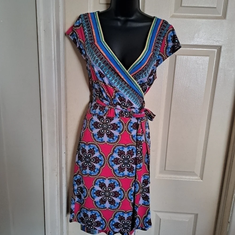 Nicole multicolored and multi design  wrap Dress size large